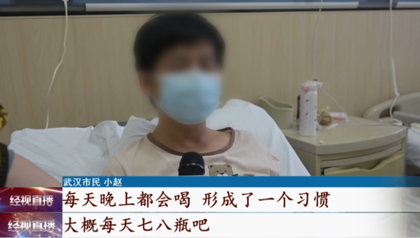 27歲男愛喝每天7、8瓶　走路掰咖就醫：骨頭全壞死了